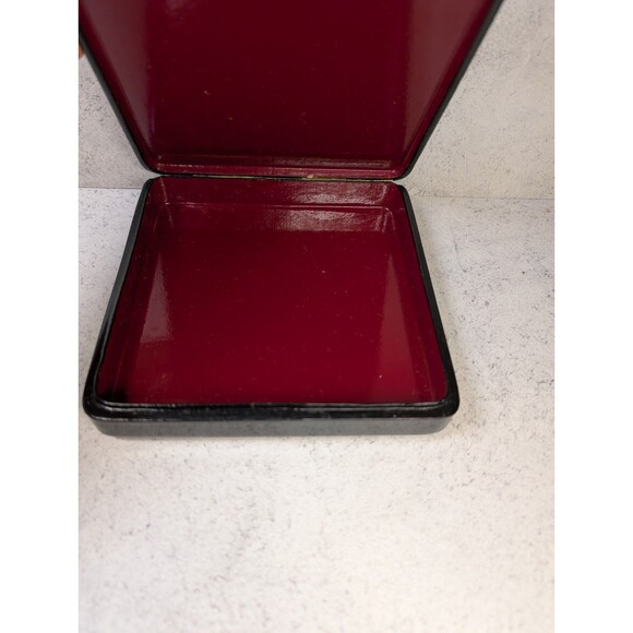 Hand-Painted Russian Lacquer Box – Klimt “Portrait of Adele Bloch-Bauer I” - Picture 5 of 10